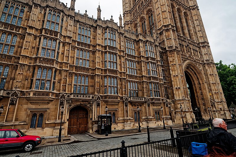 File:London - Old Palace Yard - Abingdon Street - Fisheye panorama of Palace of Westminster 1840-70 & Victoria Tower 1860 by Gothic Revival Architects Sir Charles Barry & Augustus Welby Northmore Pugin 06.jpg