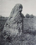 Menhir of Vieux-Poitiers 01.jpg