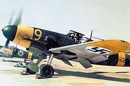 Suomen ilmavoimien Bf 109 G-2 -hävittäjiä