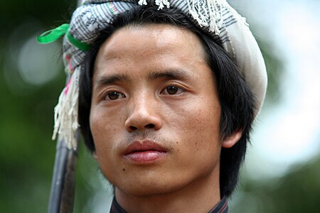 Tập_tin:Miao_zu-Miao_minority_young_man.jpg