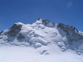 Face Nord depuis l'épaule du mont Blanc du Tacul, mai 2006.