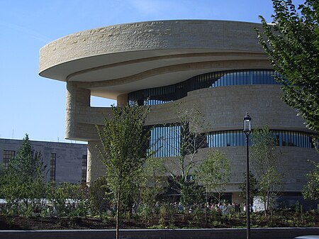Tập tin:National Museum of the American Indian.JPG