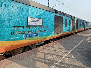 <span class="mw-page-title-main">New Jalpaiguri–Alipurduar Tourist Express</span> Express trains with Vistadome carriages