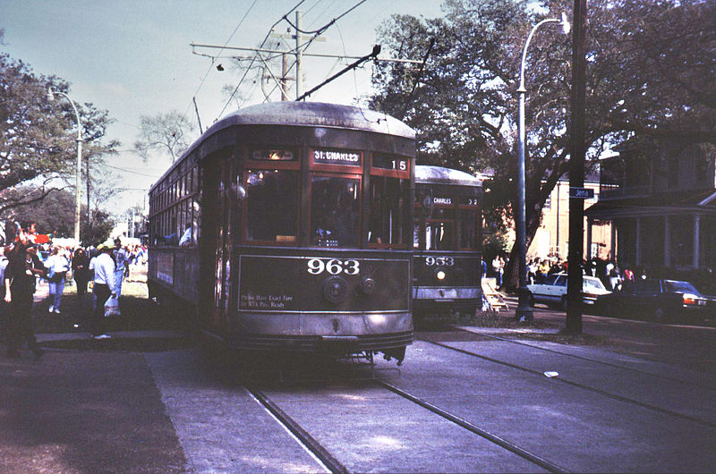 File:New Orleans tram, 1994 (247721201).jpg