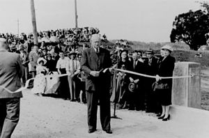 Official opening of the Waterford Bridge Waterford 1954.jpg