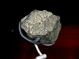 Chopper from Olduvai Gorge, some 1.8 million years old Olduvai Chopper.JPG