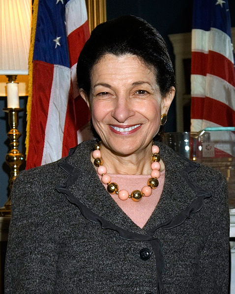 File:Olympia Snowe official photo 2010.jpg