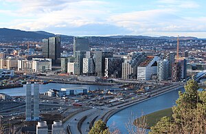 Oslo from Ekeberg 2015-04 --7.JPG