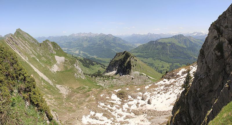 File:Panoramic view from the Col de Pierra Perchia - panoramio (5).jpg