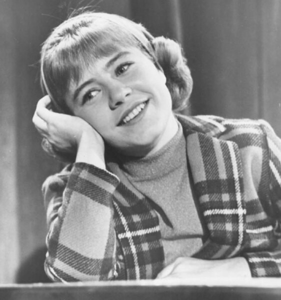 File:Patty Duke 1965 (cropped).JPG