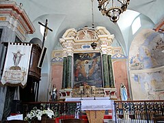 Le maître autel de l'église.