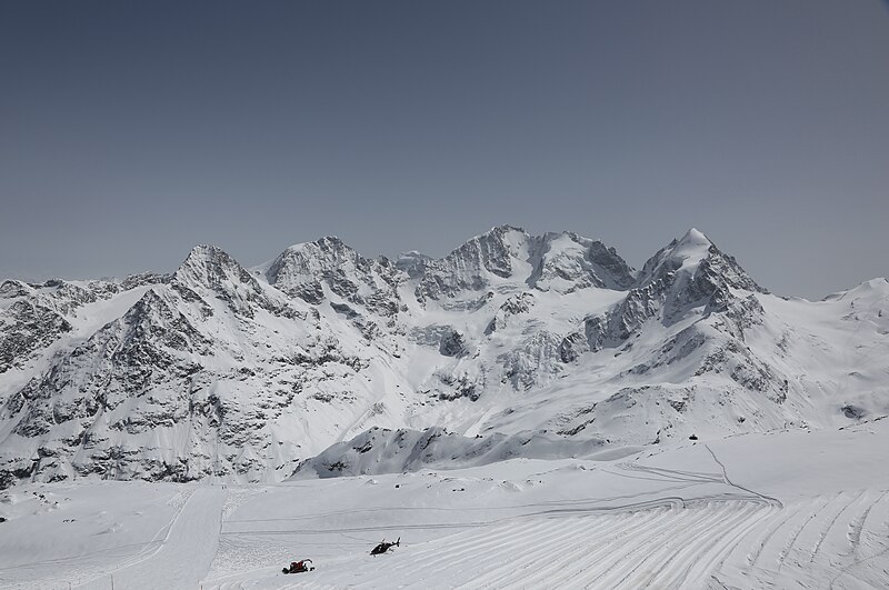 File:Piz Bernina massif from Corvatsch station.jpg