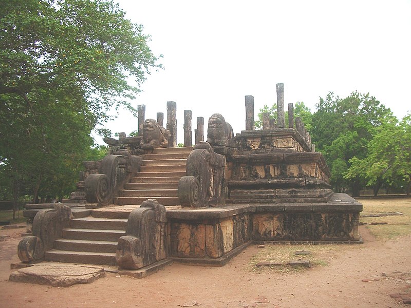 File:Polonnaruwa-palau12.jpg