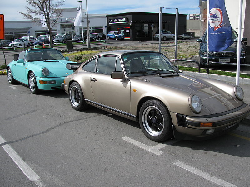 File:Porsche 911 - Father and Son (6207018662).jpg