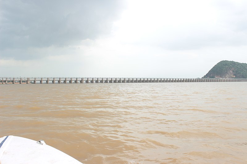 File:Prakasam barrage (20).jpg