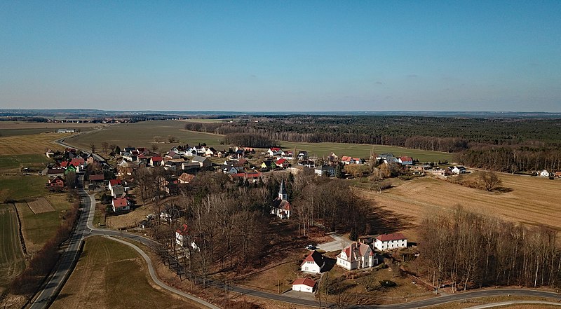 File:Räckelwitz Schmeckwitz Aerial.jpg