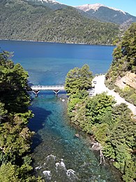 Le Río Correntoso et le Lac Correntoso.