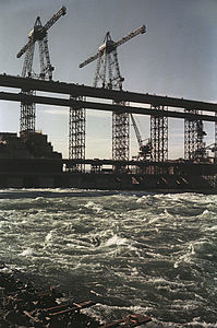 English: Bratsk Hydro Power Plant construction Русский: Строительство Братской гидроэлектростанции