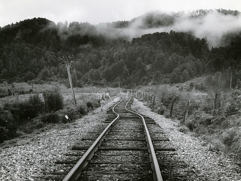 File:Railway line damage - Īnangahua Earthquake, 1968.jpg