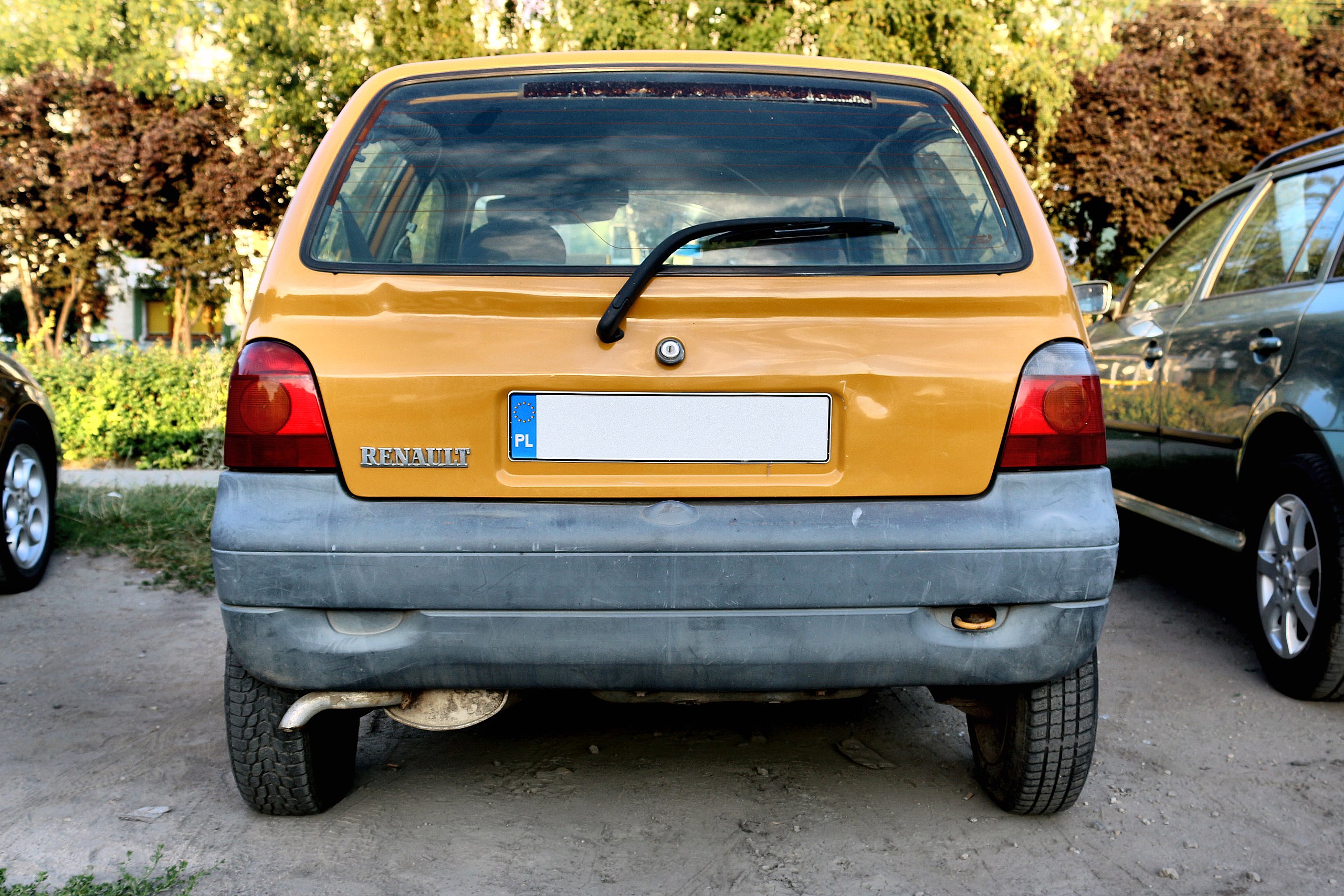 File:Twingo 1 Phase 2.jpg - Wikimedia Commons