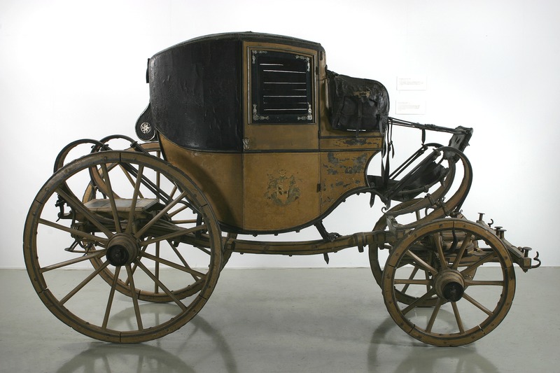 File:Resvagn kupé, höger sida - Livrustkammaren - 31030.tif