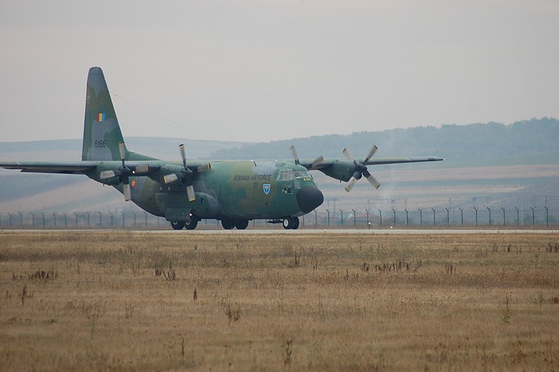 Fișier:Romanian C-130 Hercules.jpg
