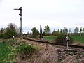 Čeština: Rudná-Dušníky, okres Praha-západ. Trať 122, mechanický semafor. English: Rudná-Dušníky, Prague-West District, Central Bohemian Region, Czech Republic. Railway line 122, a mechanical signal. Camera location 50° 02′ 22.5″ N, 14° 14′ 09.6″ E    View all coordinates using: OpenStreetMap