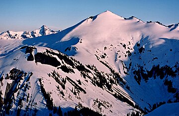 Payl:Ruth_Mountain_from_Hannegan_Peak_1991.jpg