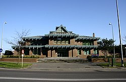 University of Cantabria: Government Pavilion. Santander.Universidad.Pabellon.de.Gobierno.jpg