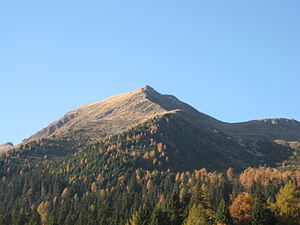 The Schöngrubspitze seen from the Clazner Alm