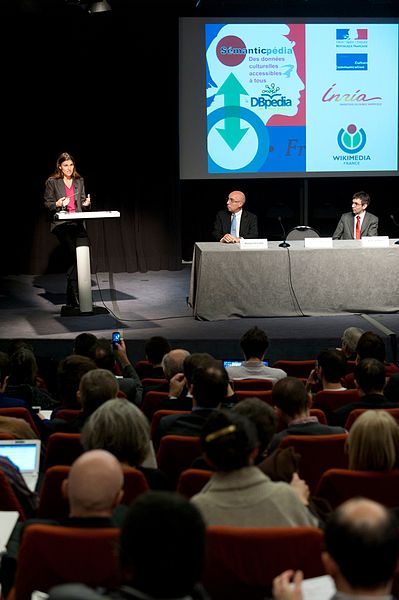 File:Semanticpedia launch day - Aurélie Filippetti opening speech (6).jpg