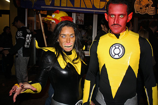 yellow lantern cosplay