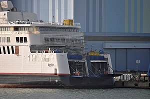 Stralsund, Volkswerft, Scandlines-Fähre Berlin, 12 (2012-01-26) by Klugschnacker in Wikipedia.jpg