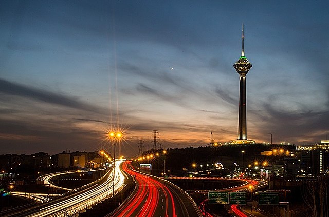 Image: Tehran end year traffic, 19 March 2018 (13961228001006636570840100161167 81764) (cropped)