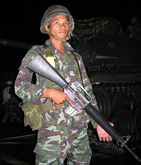 ไฟล์:Thai_coup_soldier.jpg