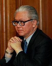 Tony Tan Keng Yam, the seventh President of Singapore, photographed in November 1998 Tony Tan Keng Yam detail, 981110-D-9880W-061.jpg