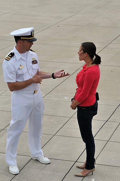 File:U.S. Navy Lt. Cmdr. Michael D. Fortenberry, left, commanding officer of the patrol coastal ship USS Hurricane (PC 3), conducts an interview with media on the pier, in Milwaukee, Wis., Aug. 9, 2012, as part 120809-N-YZ751-024.jpg