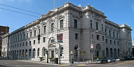 The U.S. Post Office and Courthouse at the corner of 7th and Mission Street in San Francisco. U.S. Post Office & Courthouse (San Francisco).jpg