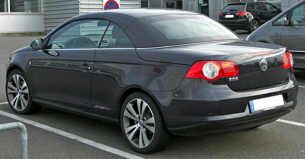 File:VW Eos rear-3.JPG - Wikimedia Commons