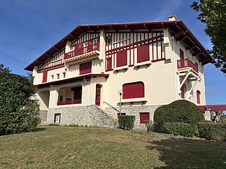 Construction néobasque : villa Irintzina de l'architecte Henri Godbarge.