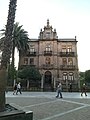 Villa Pilar, fachada principal en la Calle Riestra - Pontevedra capital.jpg