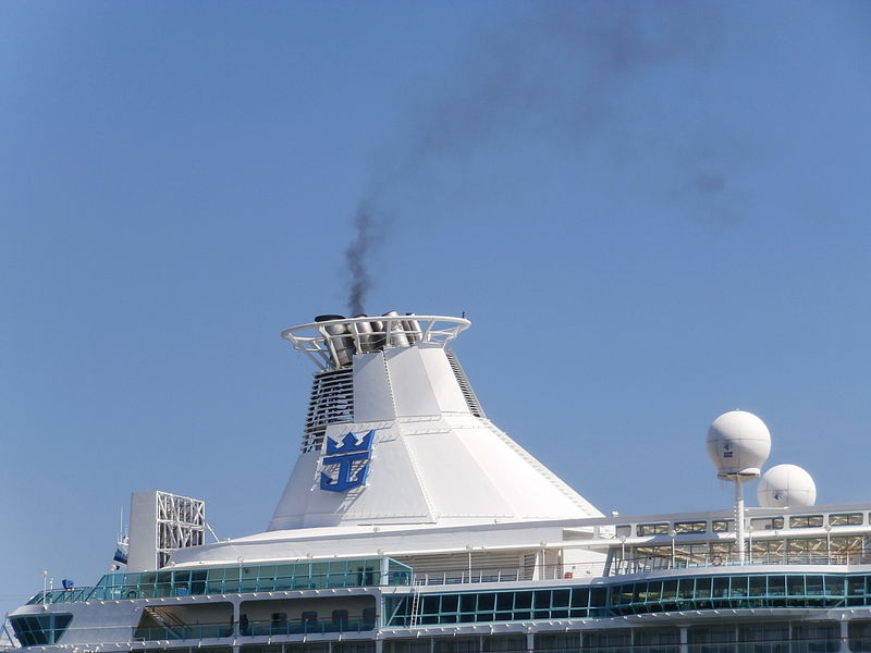 File:Vision of the Seas Funnel with RCI Logo Tallinn 4 July 2013.JPG