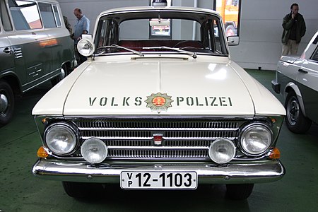 Fail:Volkspolizei Automobil von vorn 2009-06-07.jpg