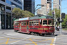 W6 1000 turning from Nicholson St into Victoria Pde on the City Circle, 2013 (close).JPG