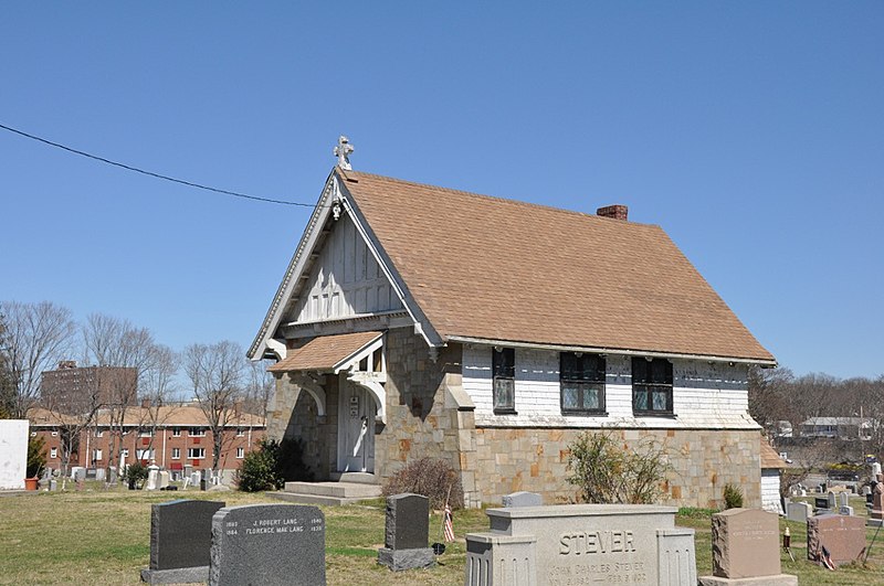 File:WeymouthMA CemeteryChapel.jpg