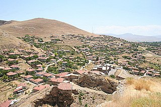 <span class="mw-page-title-main">Divriği</span> Town in Central Anatolia, Turkey