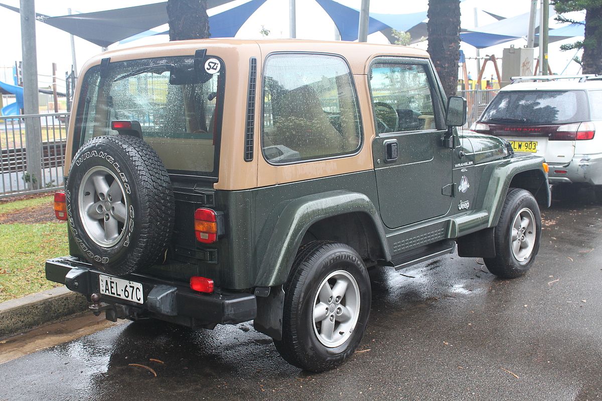 File:1996 Jeep Wrangler (TJ) Renegade hardtop (25628492242).jpg - Wikimedia  Commons