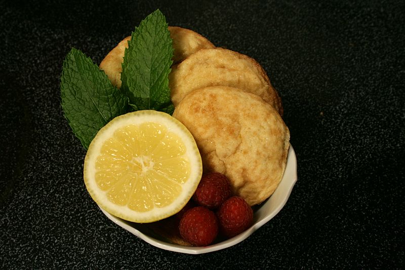 File:2009-05-29 Lemon cookies in a cup.jpg