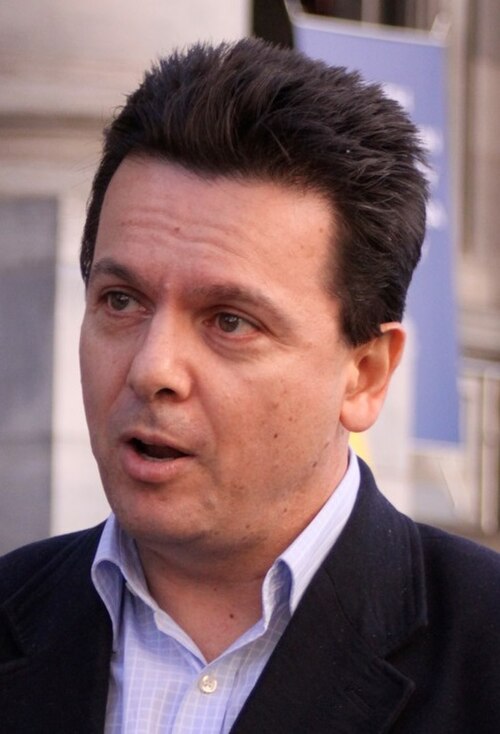 Image: 2009 07 24 Nick Xenophon speaking cropped