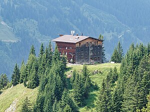 Das Gimpelhaus über dem Tannheimer Tal